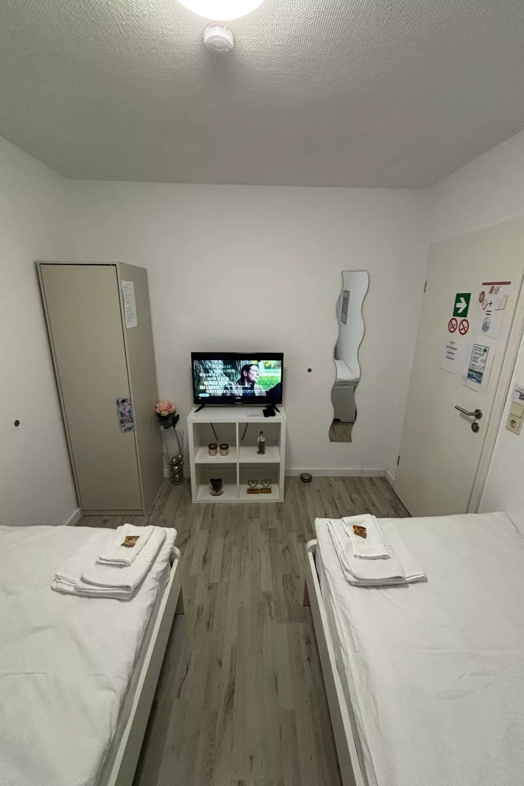 Quartier Wenzelnberg kleines Doppelzimmer Raum 1 - Inside