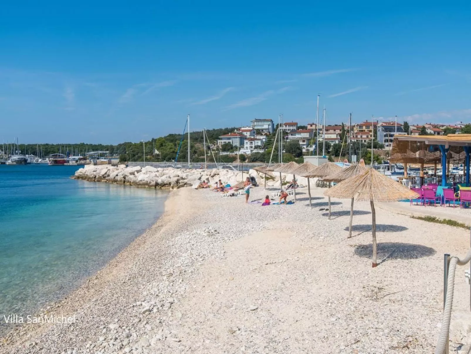 Wohnung in Pjescana Uvala mit Großer Terrasse - Image-tags.info