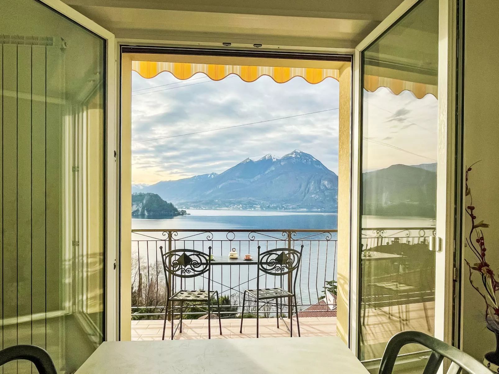 La Finestra su Bellagio - Drinnen