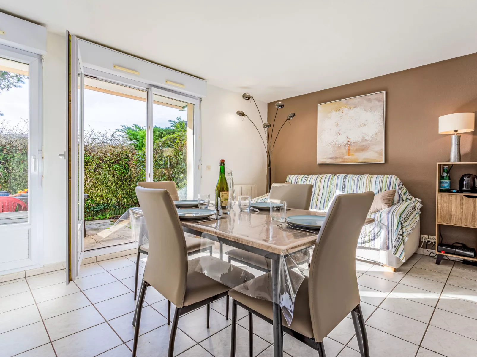 Les Goélands - Drinnen