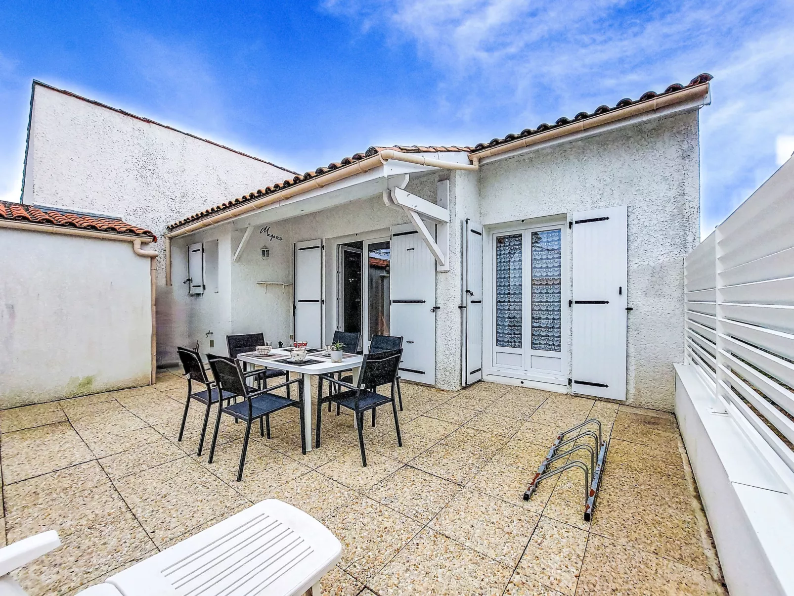 Les Palmyriennes - Draußen