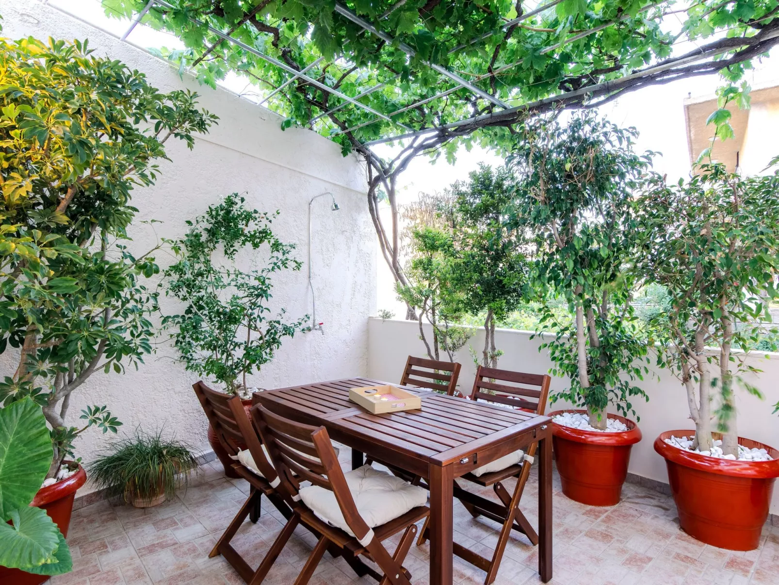 Leny's Seaside House - Outside