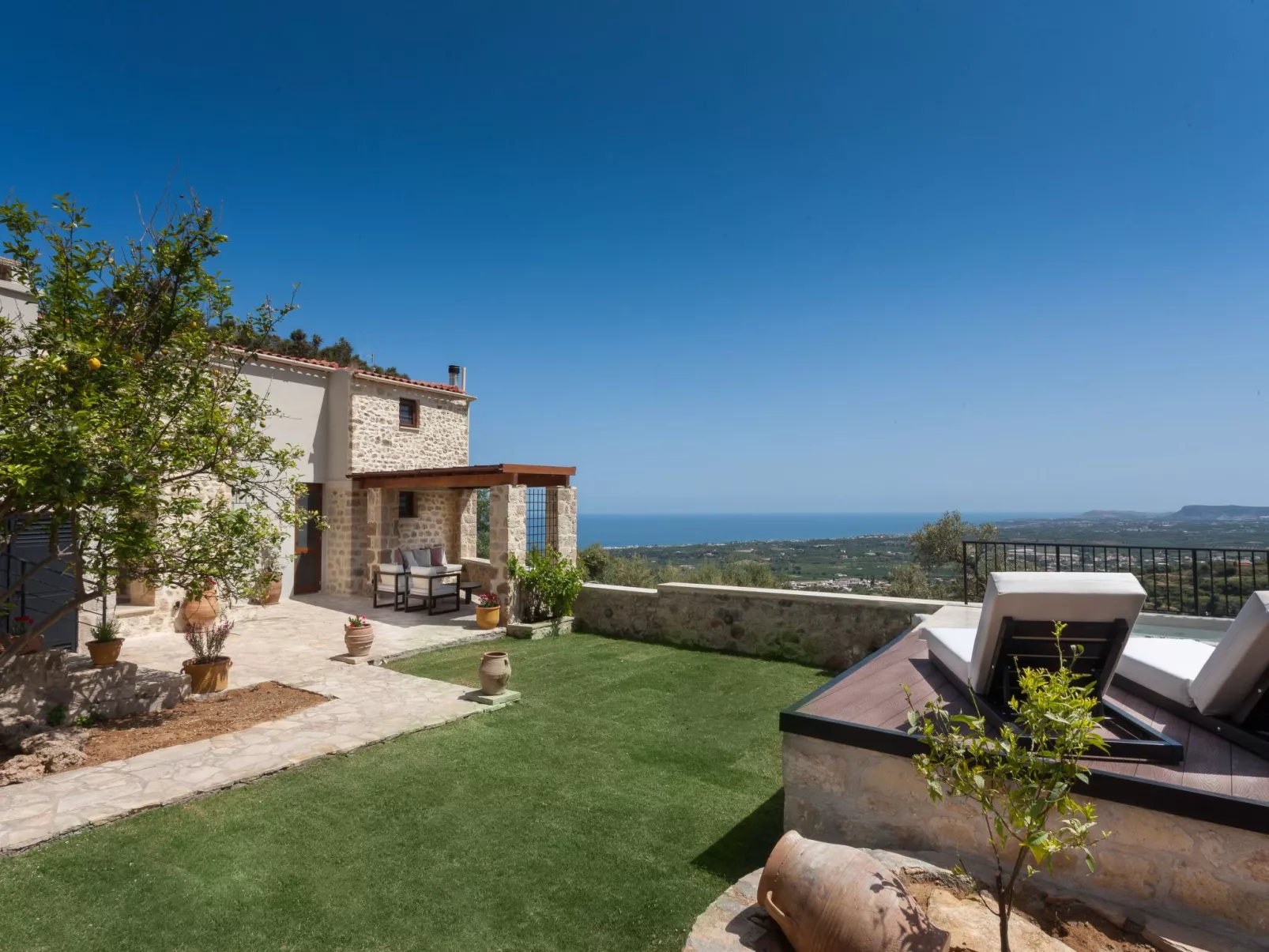 Ali Vafi's Villa - Beheizter Jacuzzi und Innenpool - Outside