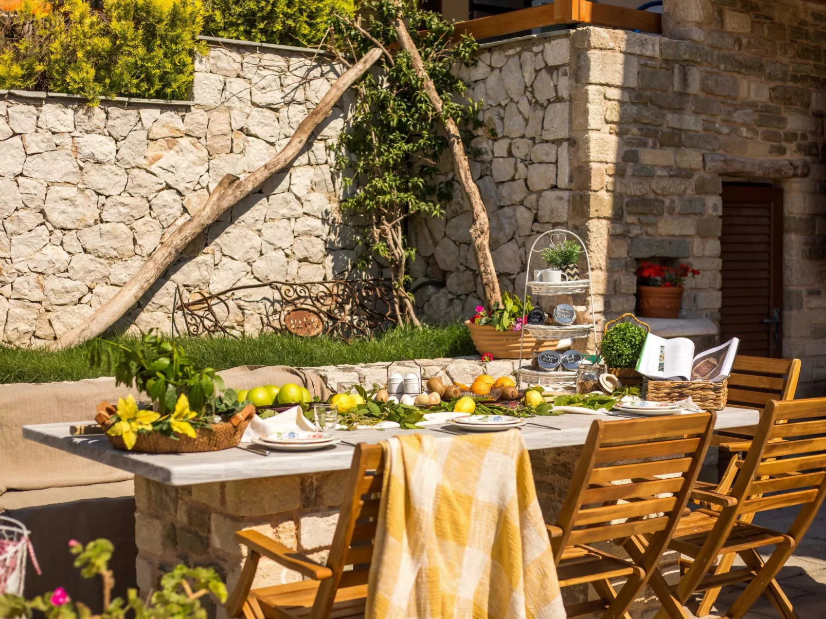 Emarmene - Dein Schicksal - Dehors