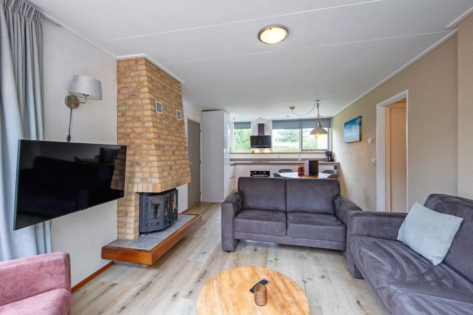 De Parel 166-Living room