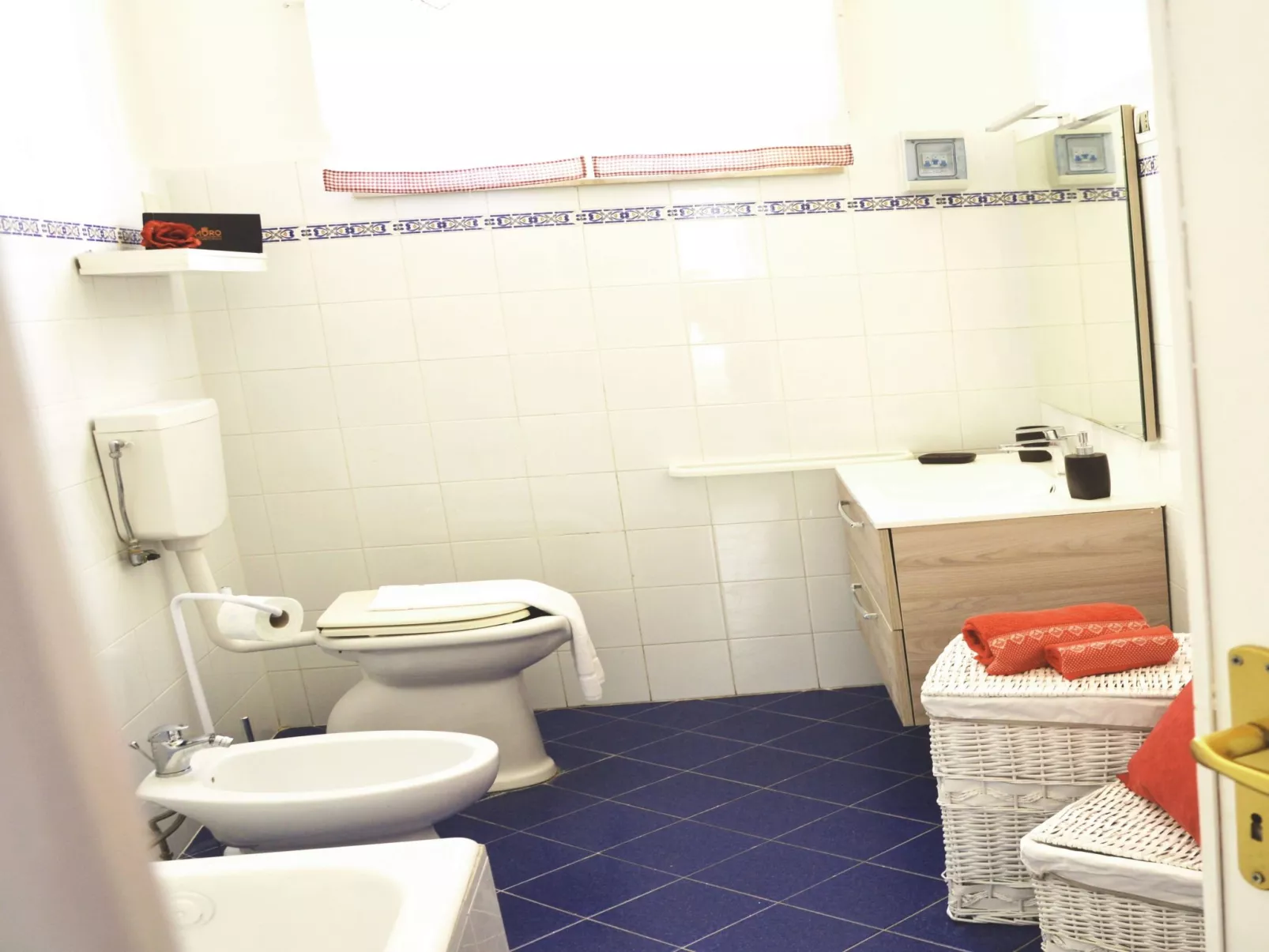 Zimmer 'Rose' mit Balkon - Drinnen