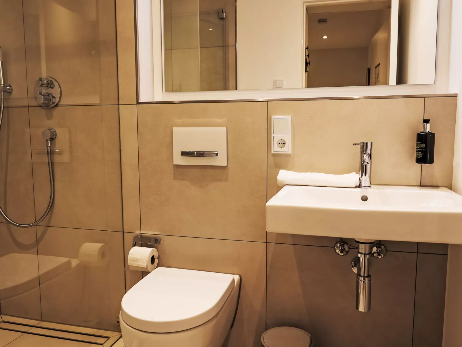 Munich Finest Apartments Studio 9 - Drinnen