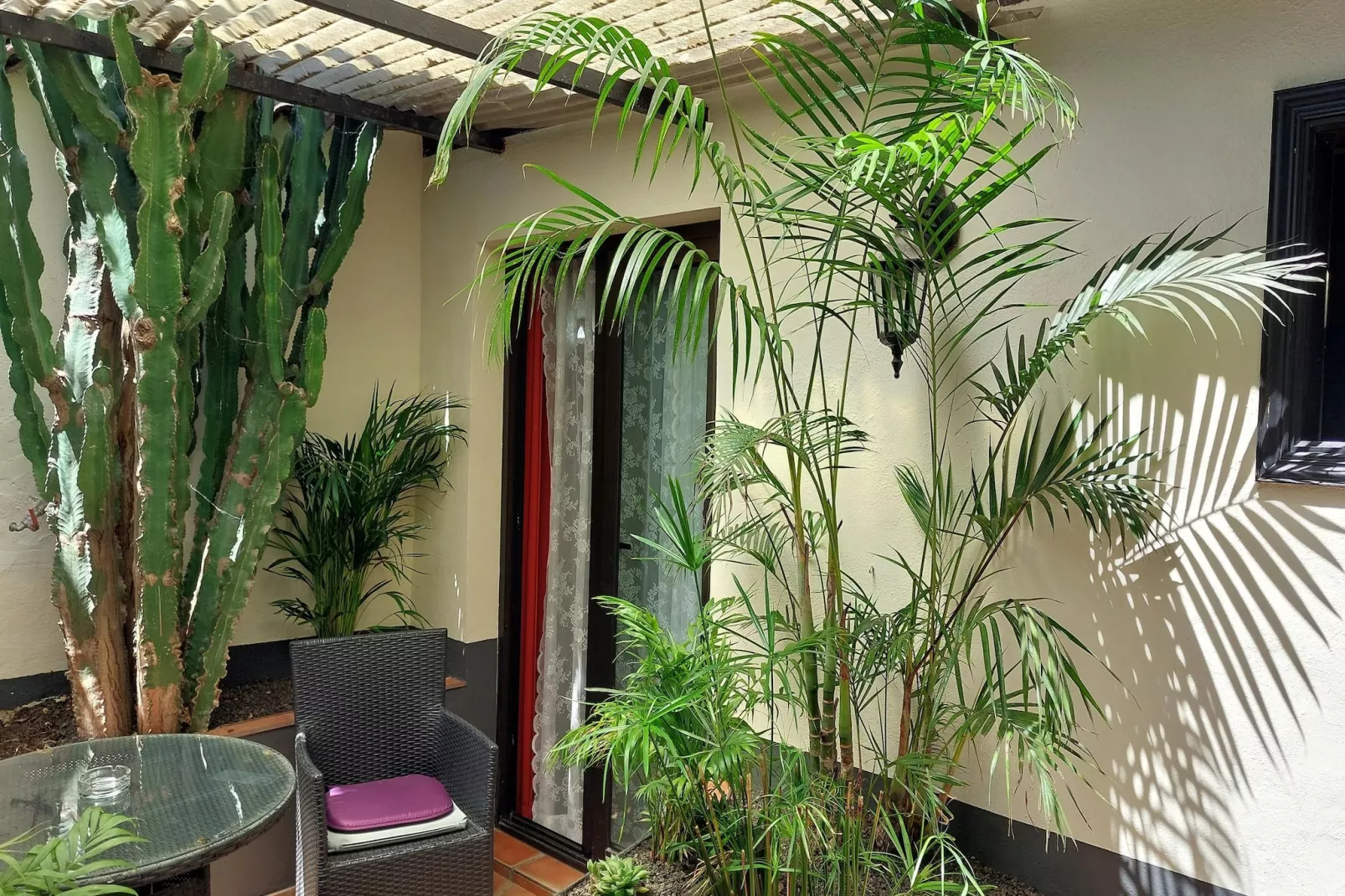 Apartamentos Monasterio de San Antonio 5 - Empfangshalle