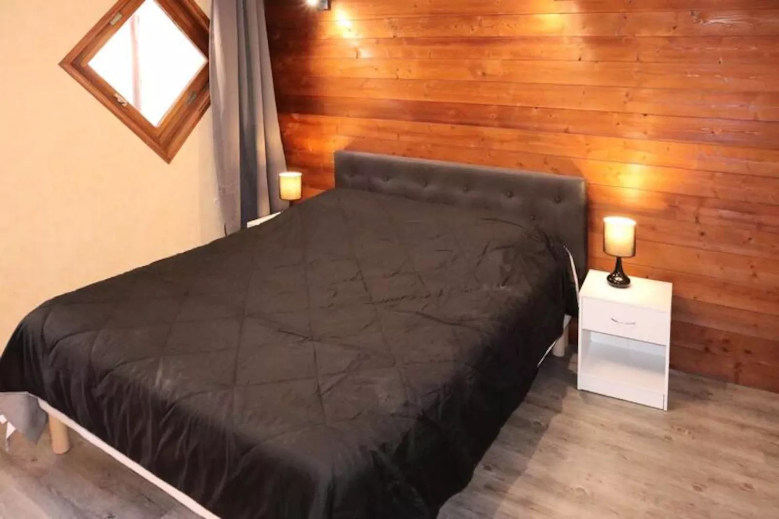 Résidence Les Carlines - Non tagué