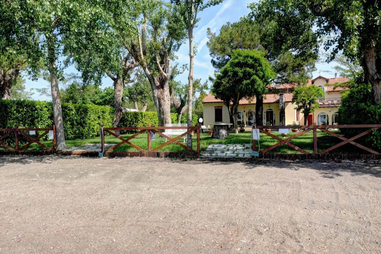 Appartamento 3 - Exterior in summer