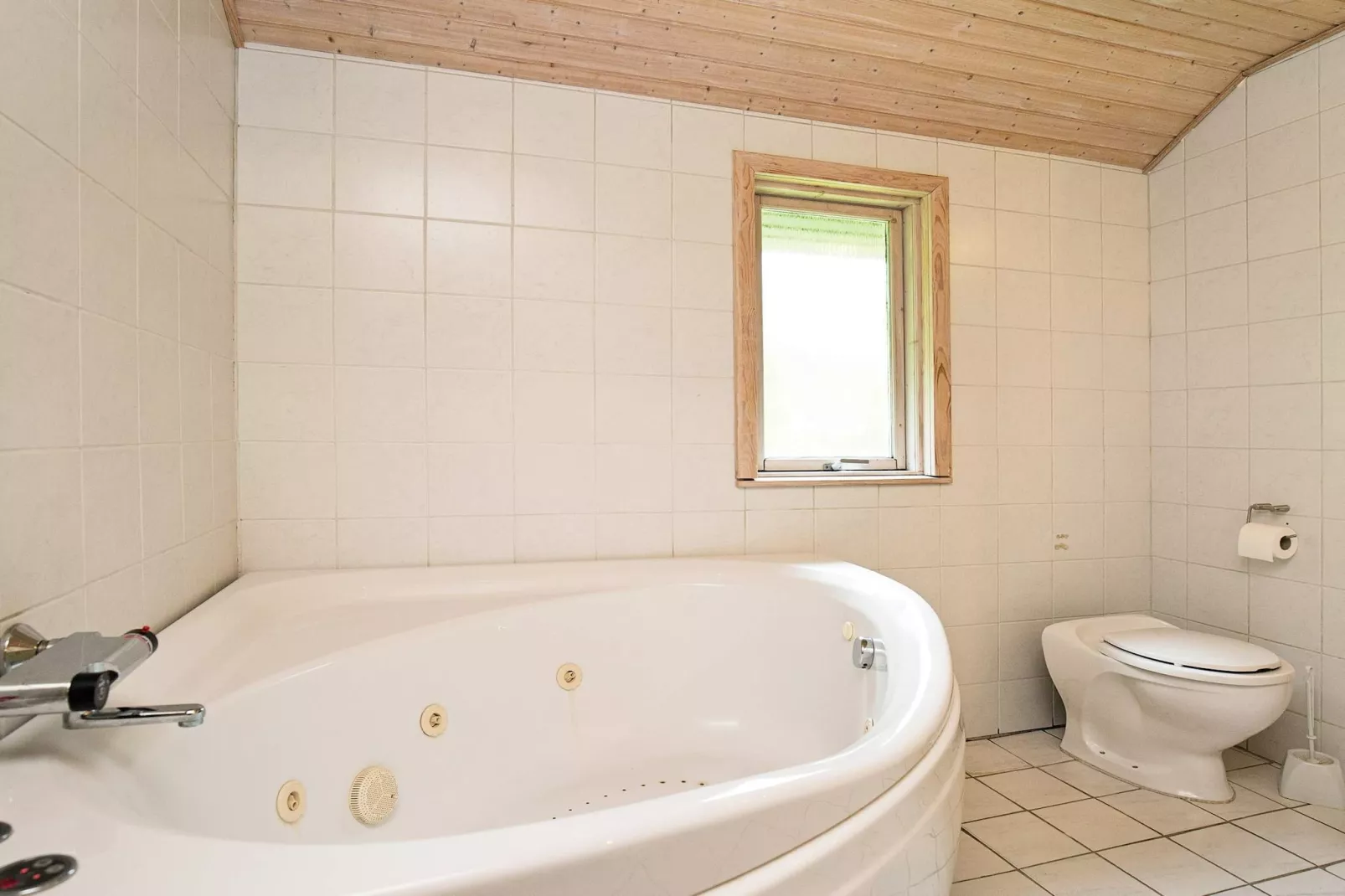 10 person holiday home in Dannemare-By Traum - Spa