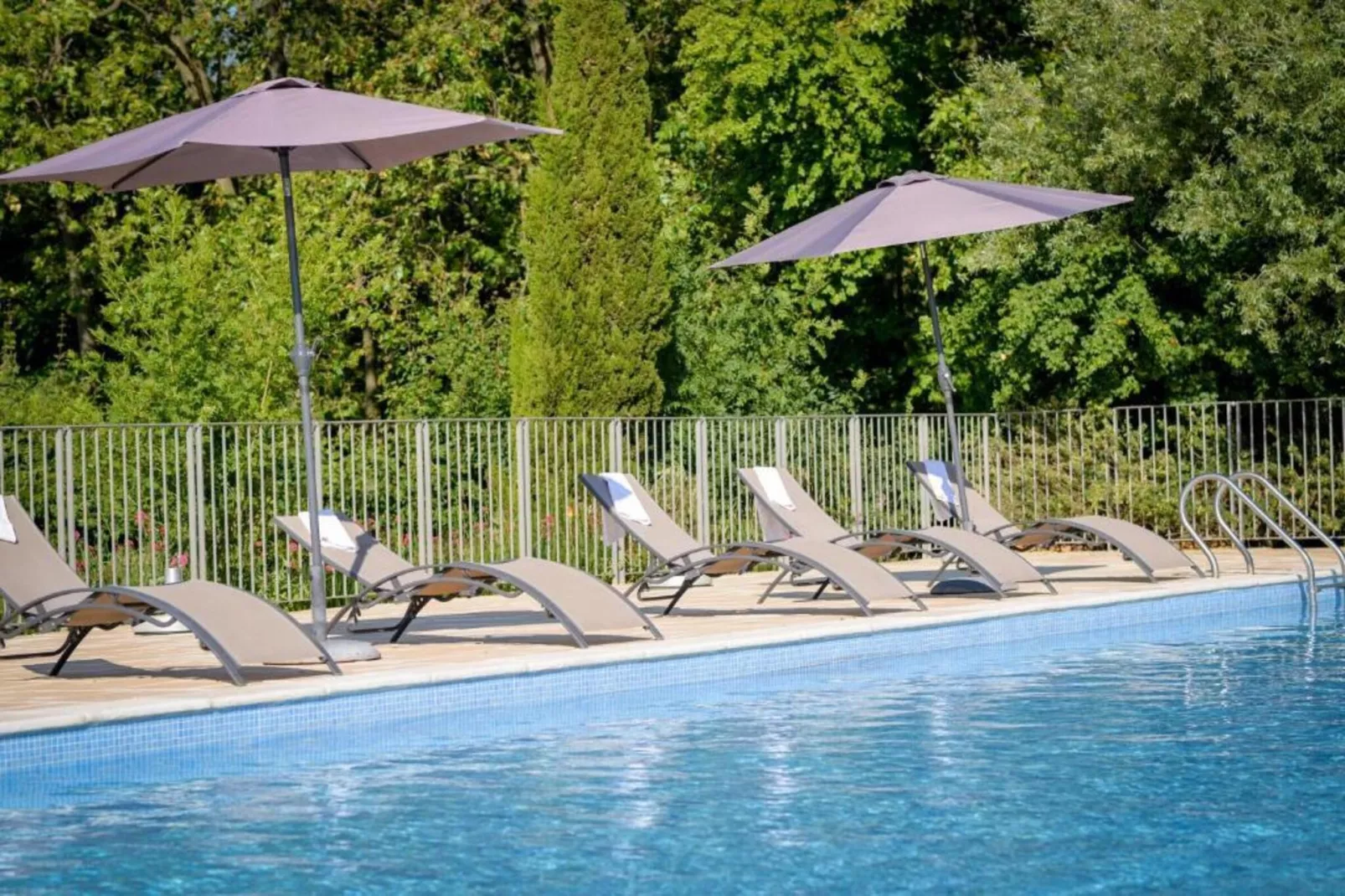 Résidence du Château de Jouarres - Azille // Studio 2 pers - Schwimmbad
