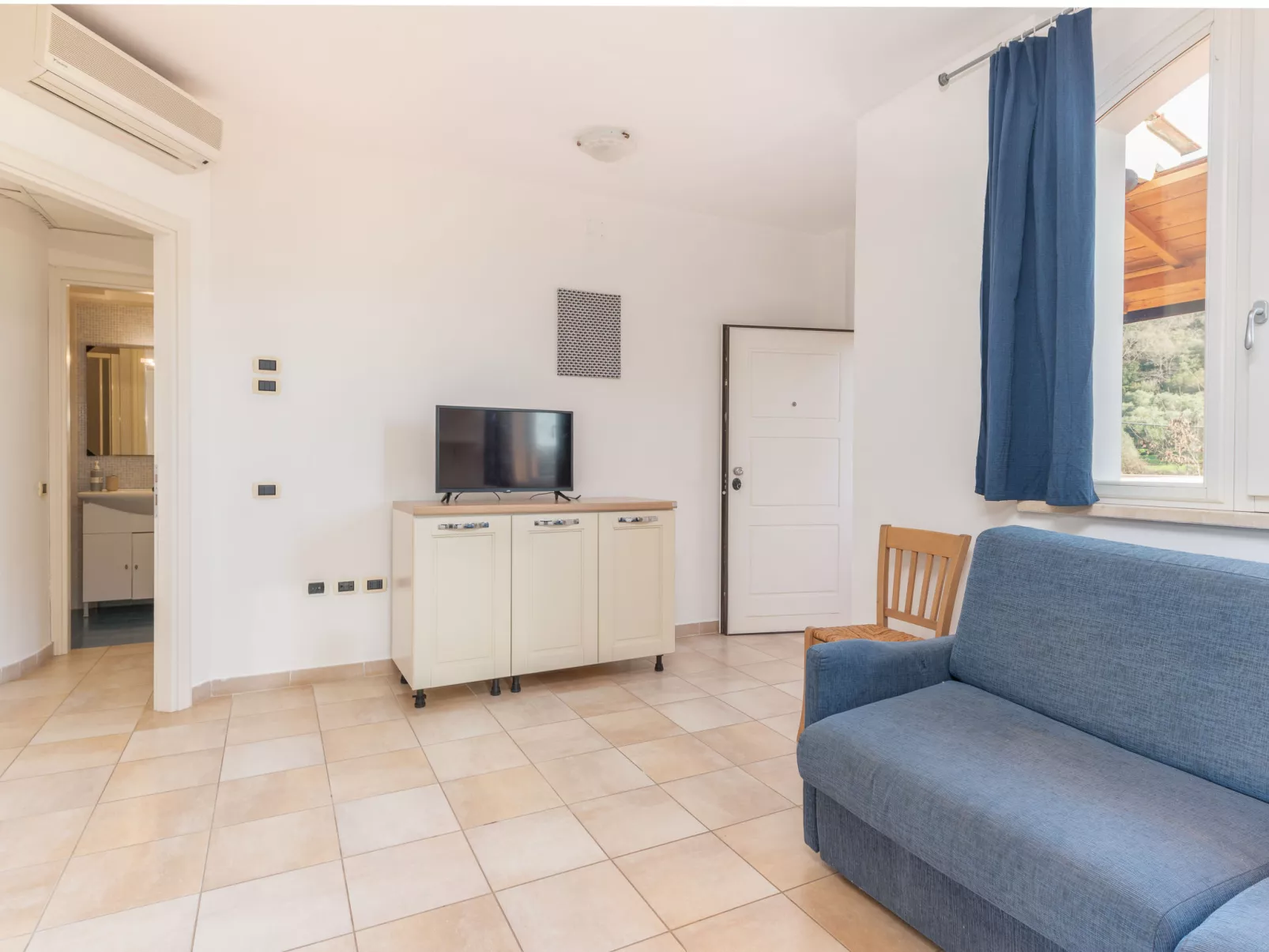 Aba Village - Drinnen