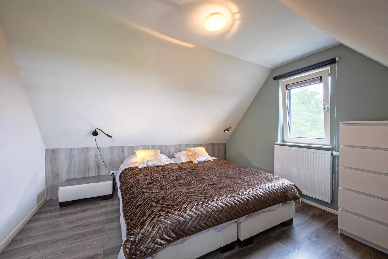 Wulpenweid 12 en 12A-Bedroom