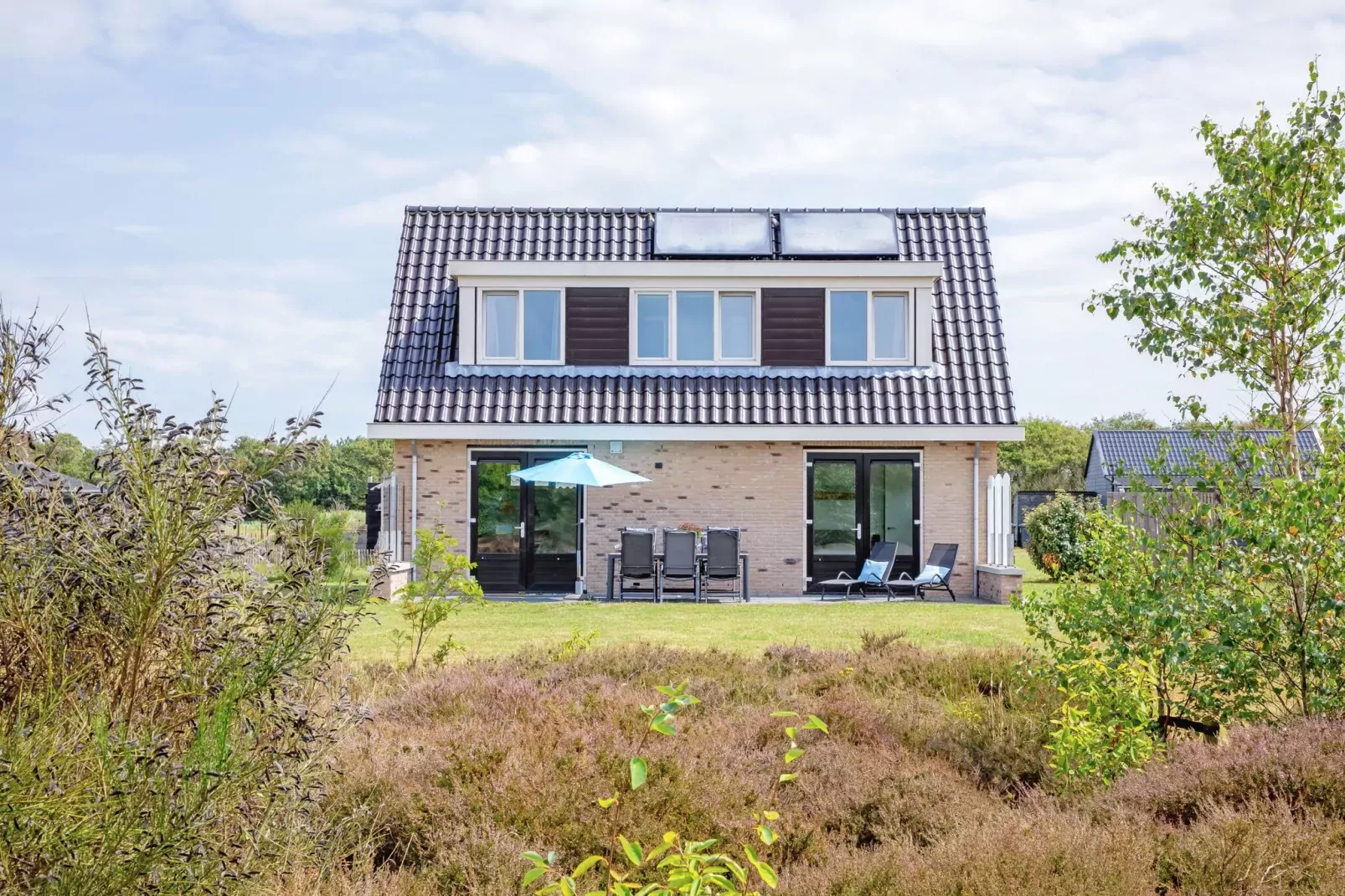 Wulpenweid 12 en 12A-Exterior summer