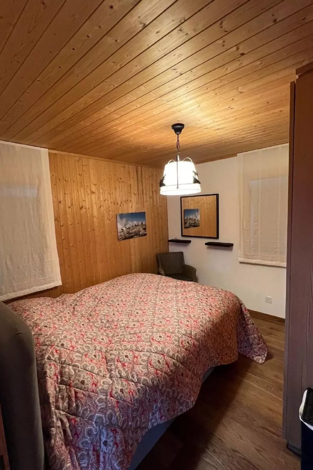 Tgea Beverin - Inside