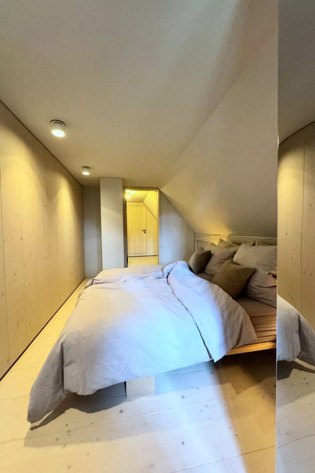 NEU!   dasErbhaus - Inside