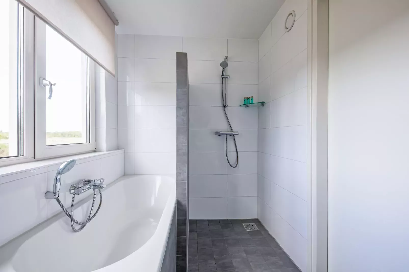 Wulpenweid 12 en 12A-Bathroom
