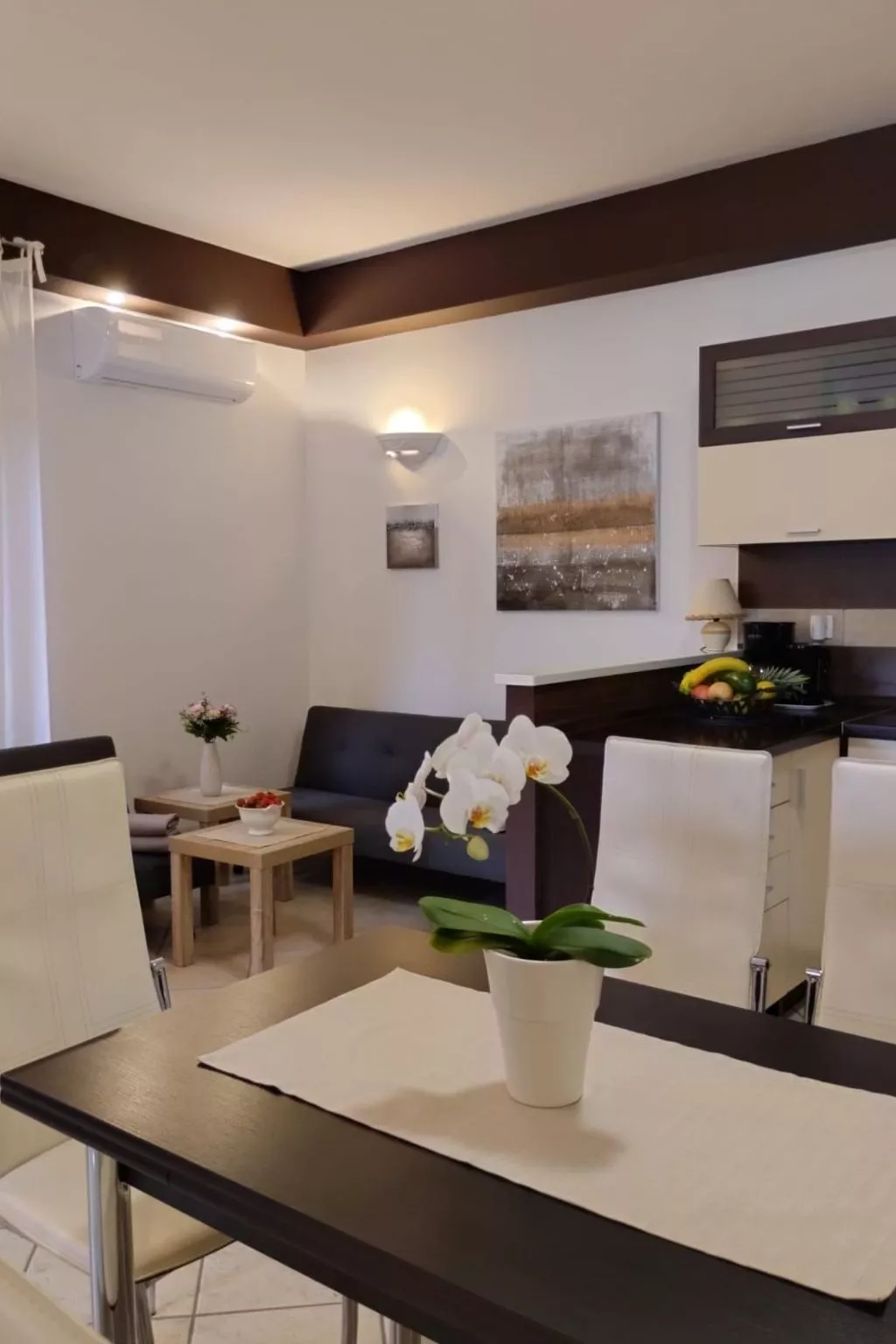 Appartement Bruna mit Terrasse und Meerblick - Drinnen