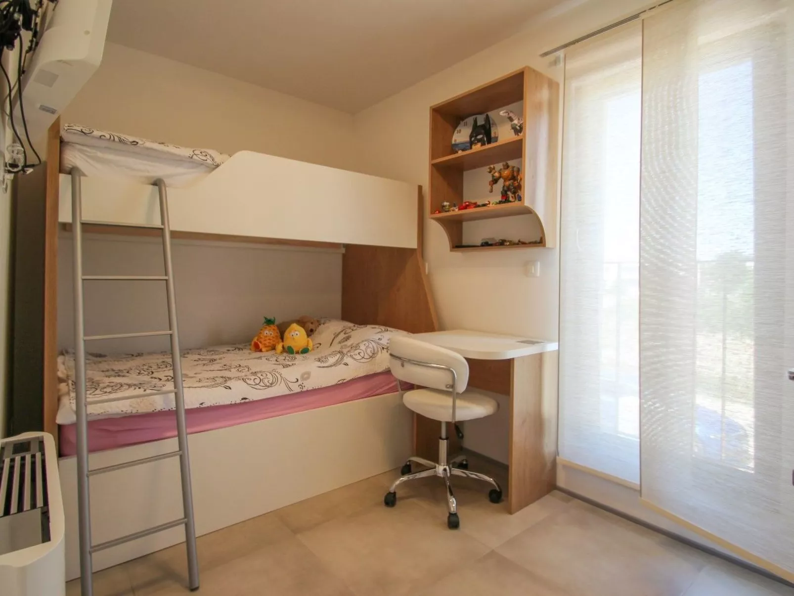 Für 6 Personen ca. 130 m&sup2; in Novigrad, Adriaküste Kroatien (Westküste von - Dedans