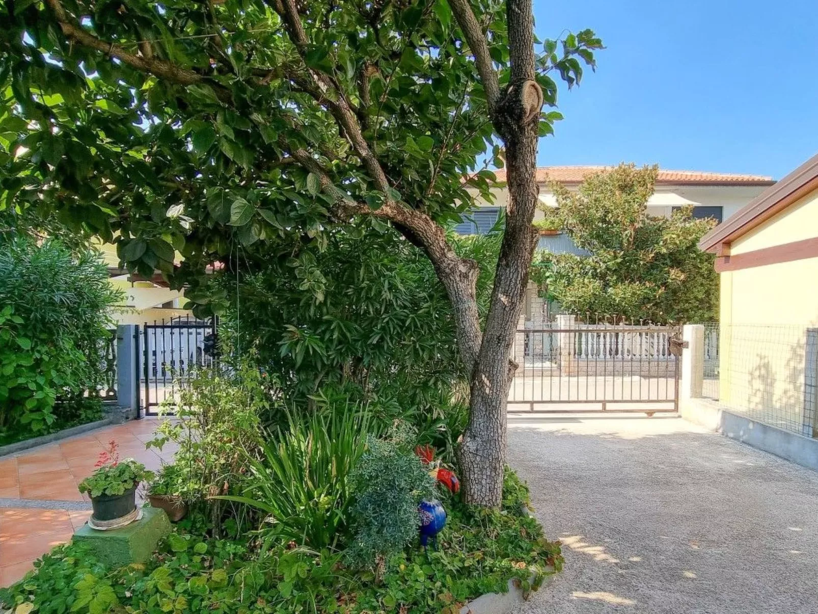 Für 5 Personen ca. 70 m&sup2; in Novigrad, Adriaküste Kroatien (Westküste von I - Outside