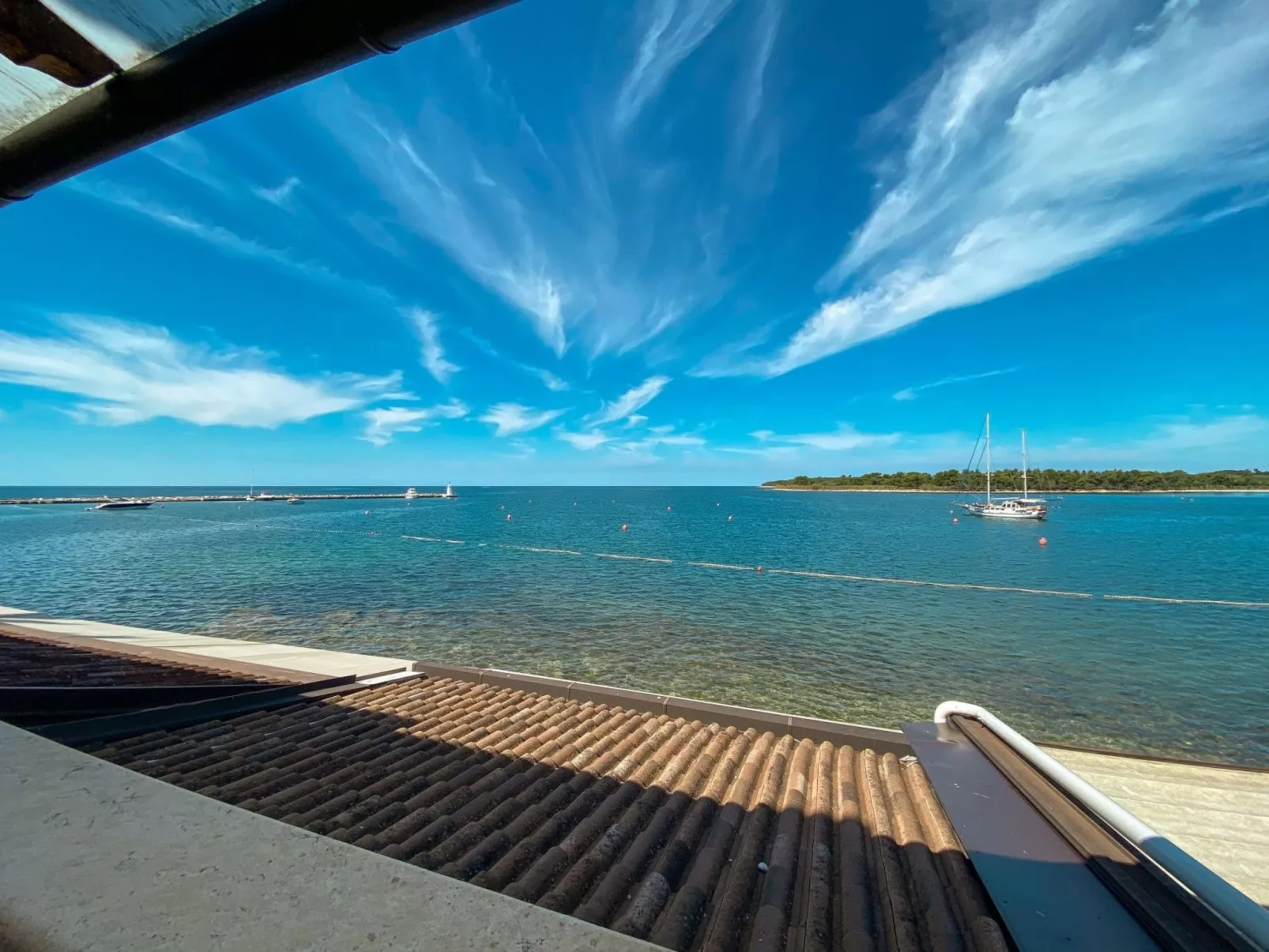 Für 4 Personen ca. 30 m&sup2; in Novigrad, Adriaküste Kroatien (Westküste von I - Outside