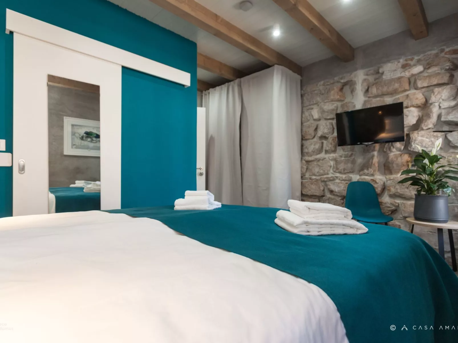 Pietra Pura - Inside