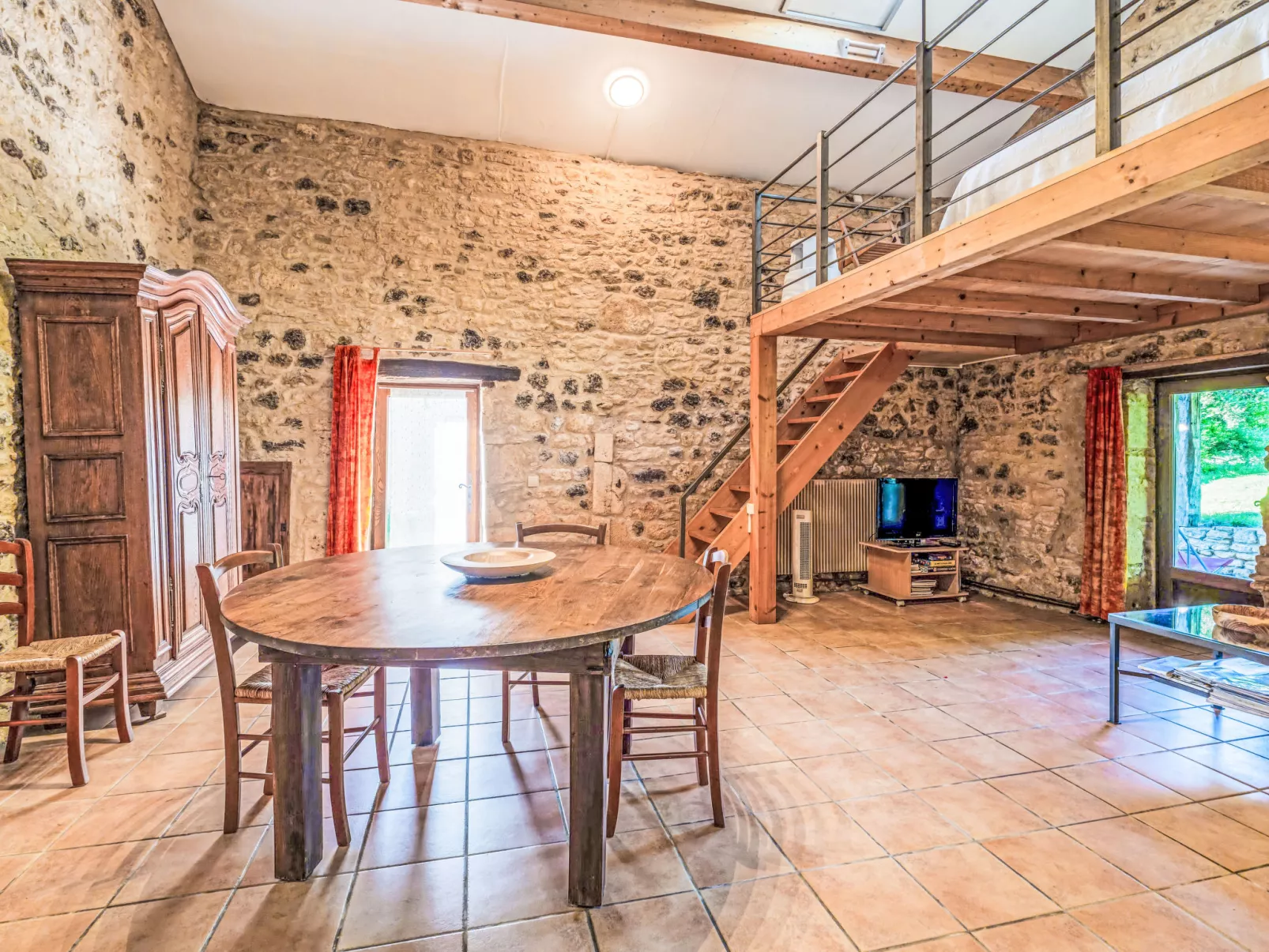 Gites de la Goujatte - Inside