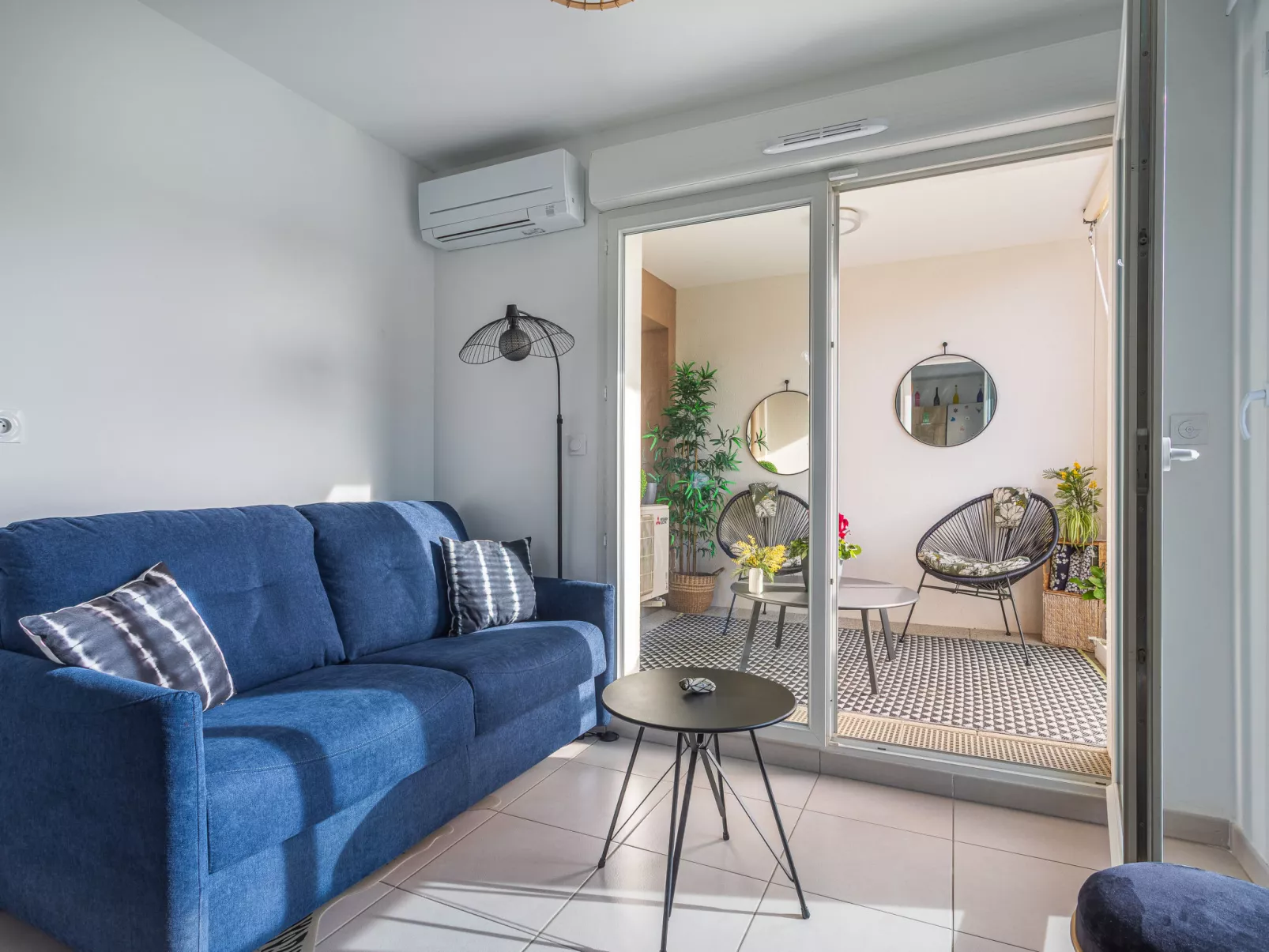 Nouvelles Terres E4 - Drinnen