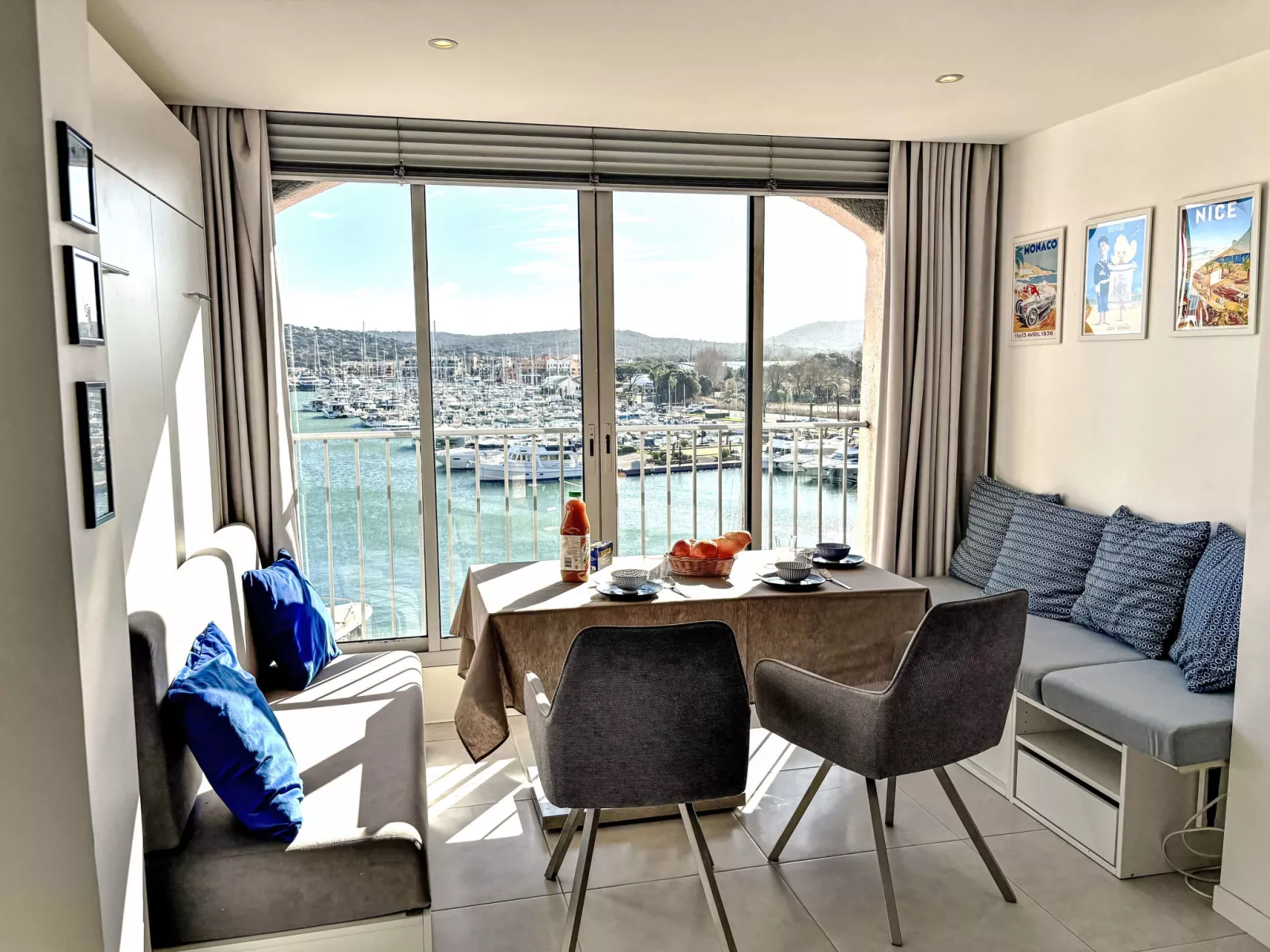 Les Cascadelles - Inside