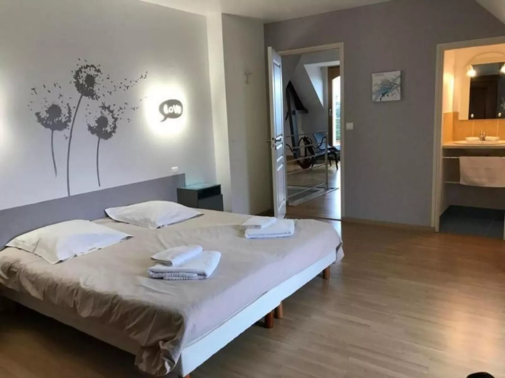 Ferienvilla Le repère mit Jacuzzi - Dedans