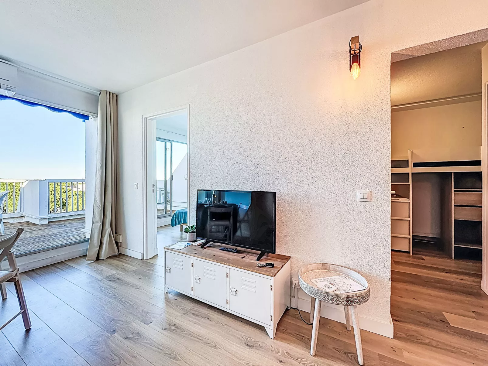 La Croisière - Dedans