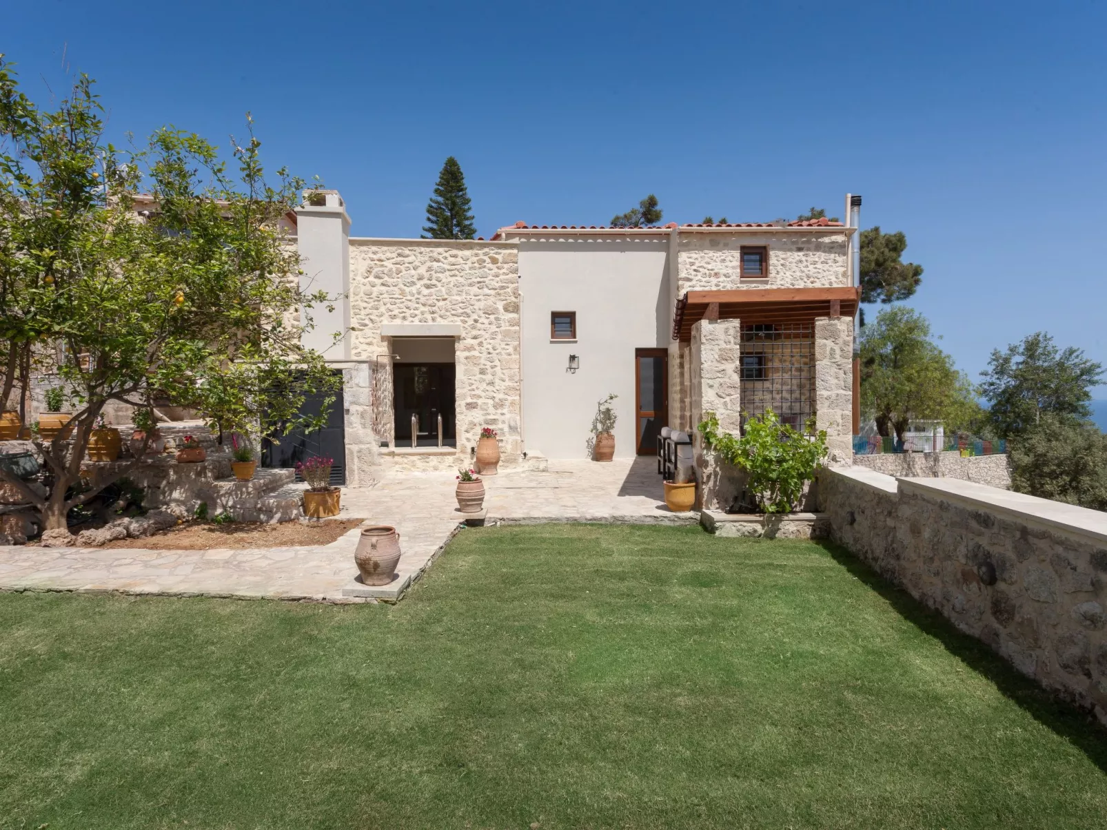 Ali Vafi's Villa - Beheizter Jacuzzi und Innenpool - Outside