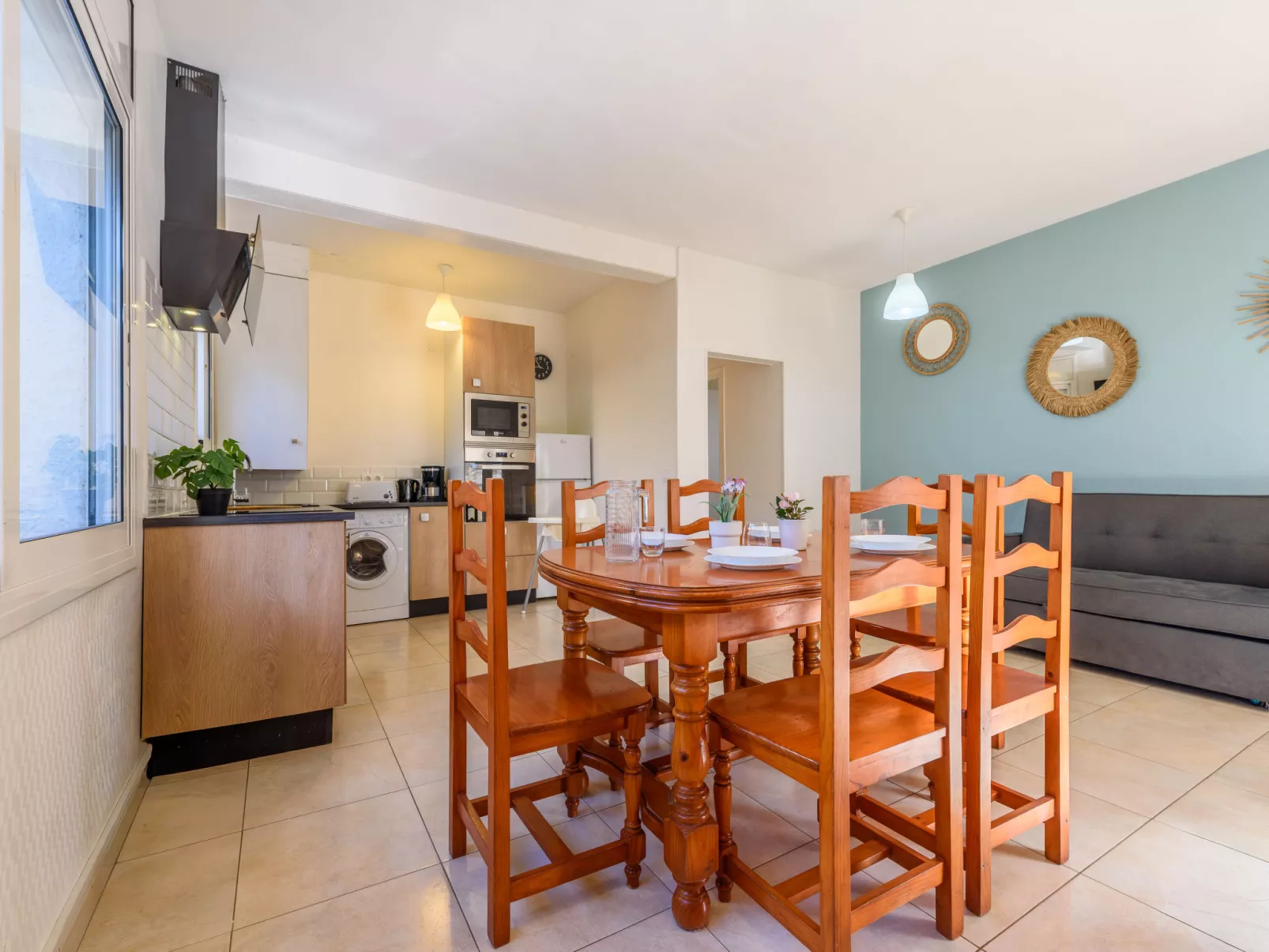 Sol Naciente - Drinnen