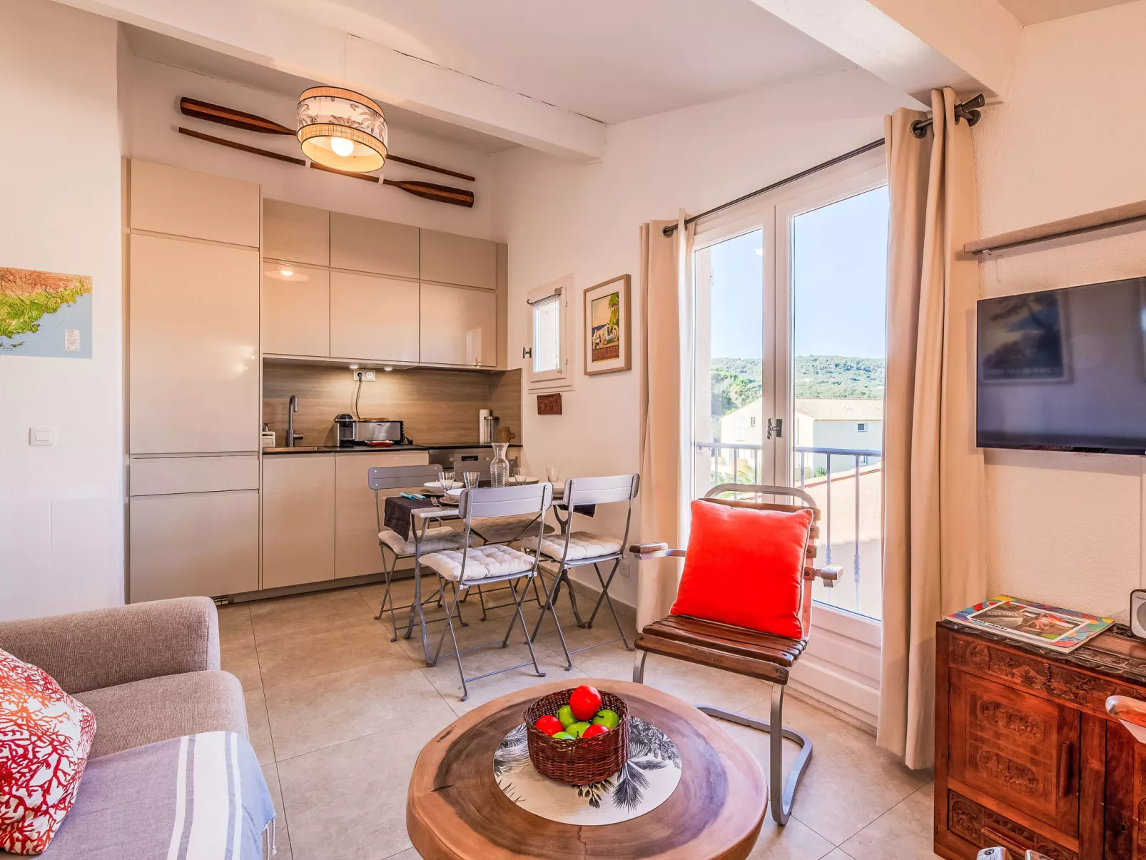 Lou Paradou - Dedans