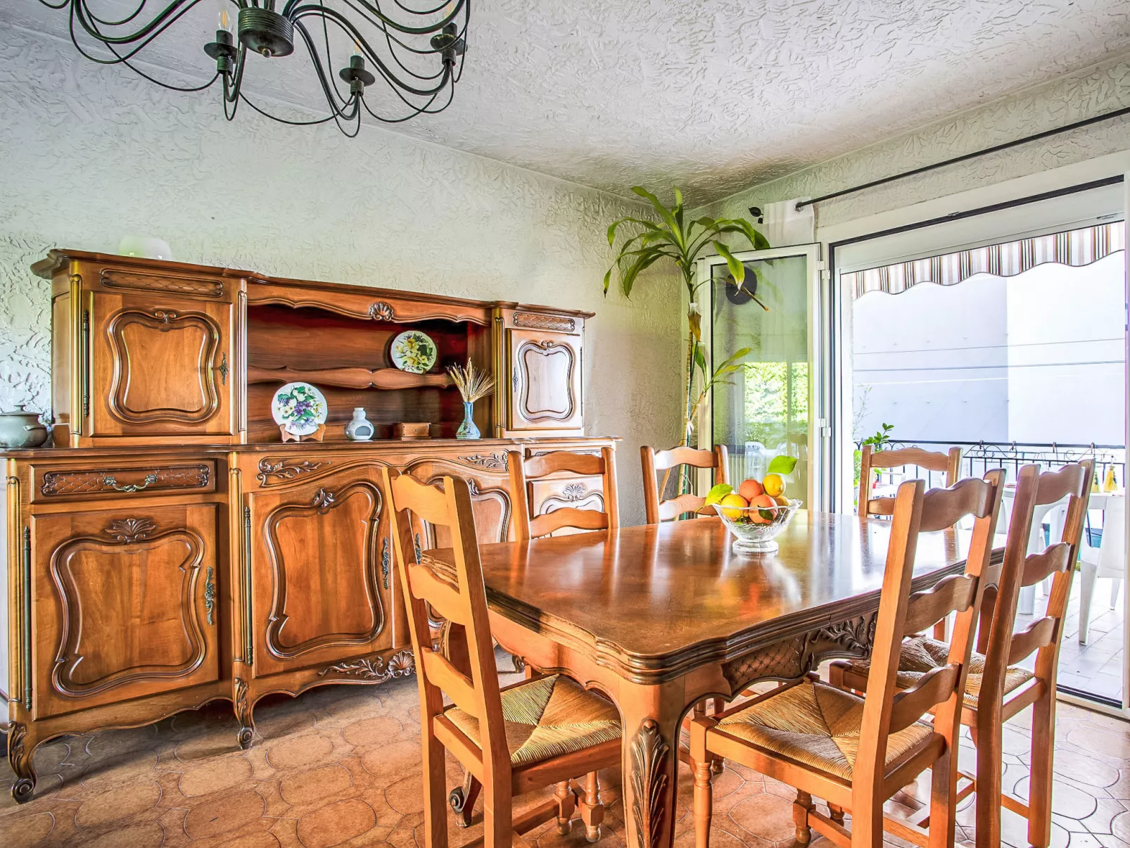 Maison Valensole - Drinnen