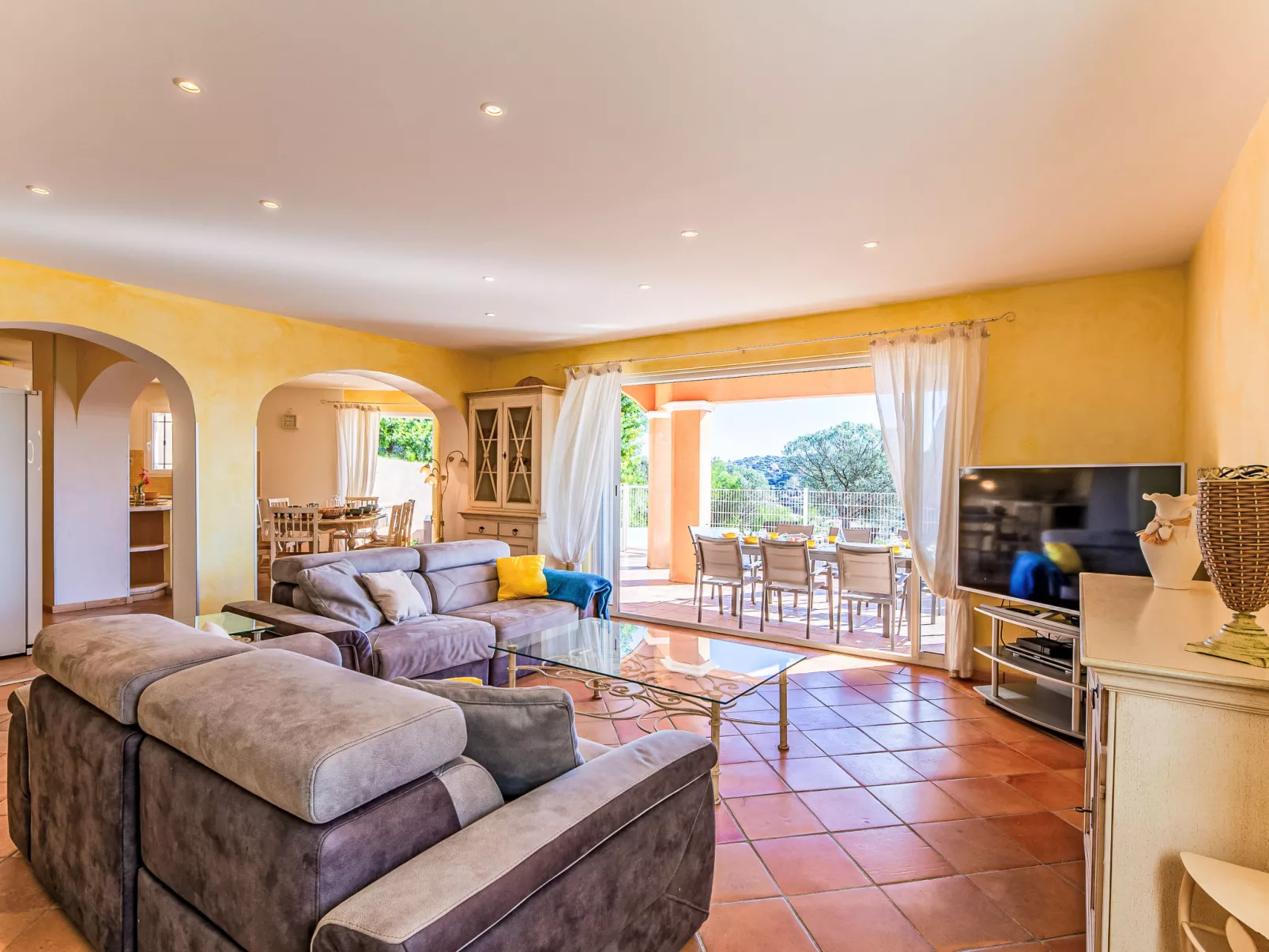 La Figuière - Inside