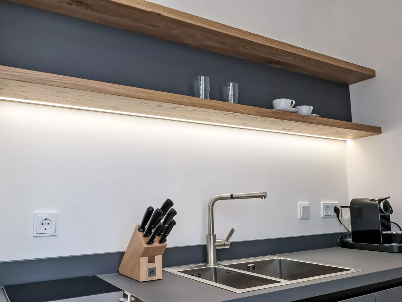 Munich Finest Apartments Studio 9 - Drinnen