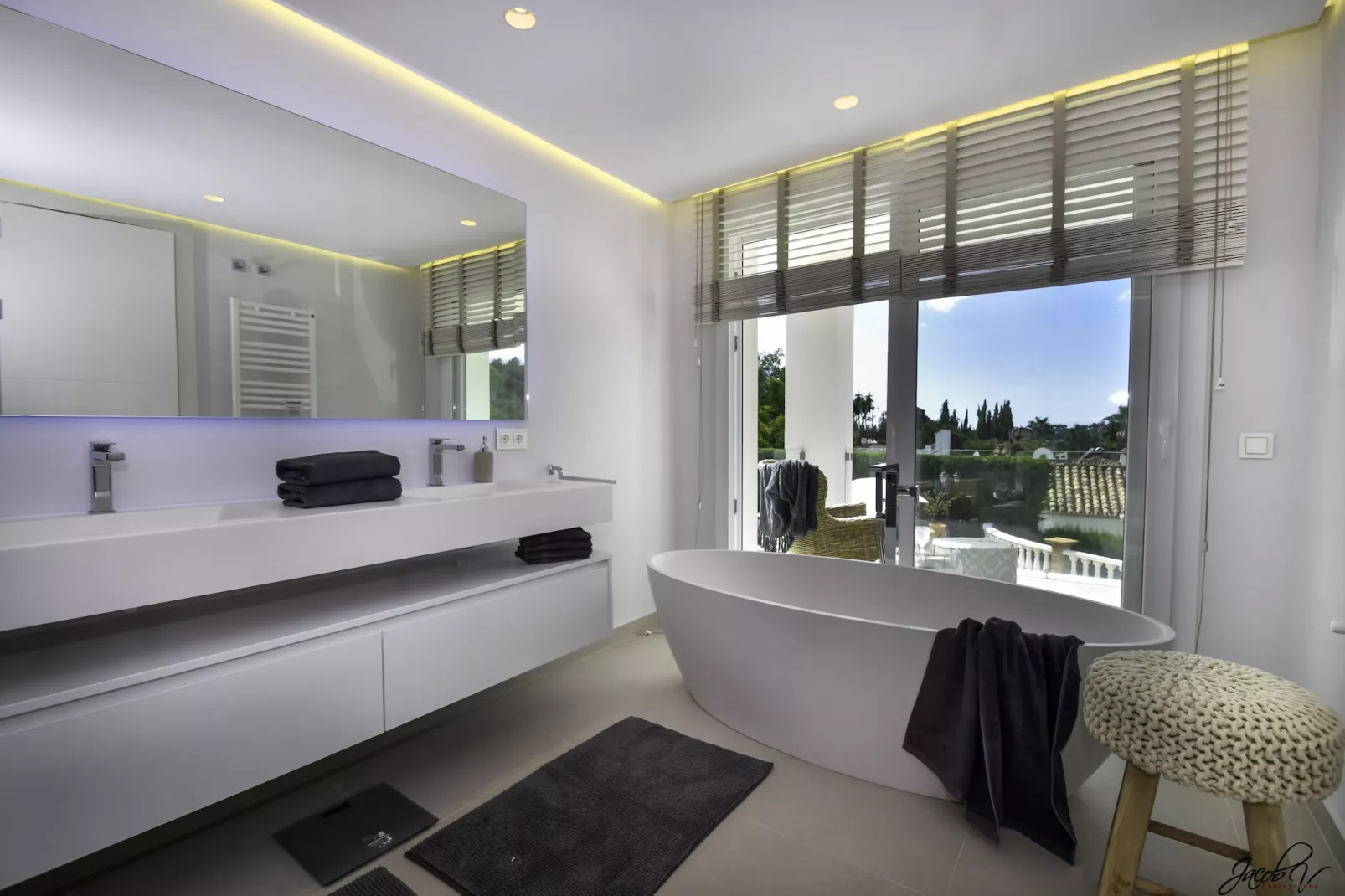 Tranquil Villa with Sea Views & Heated Pool! - Bathroom