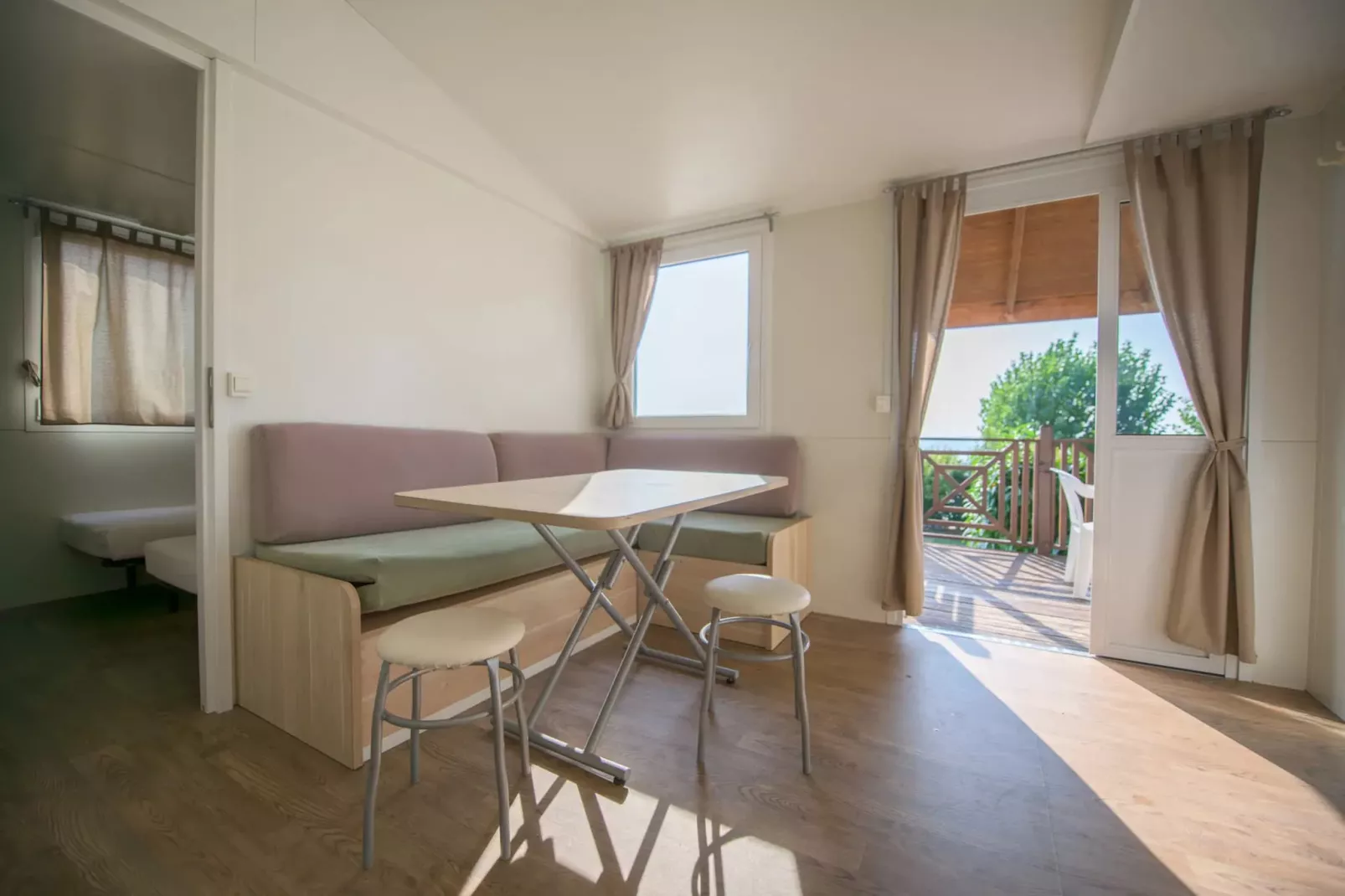 Camping Fontanelle  - Mobile Home Standard Plus - Wohnzimmer