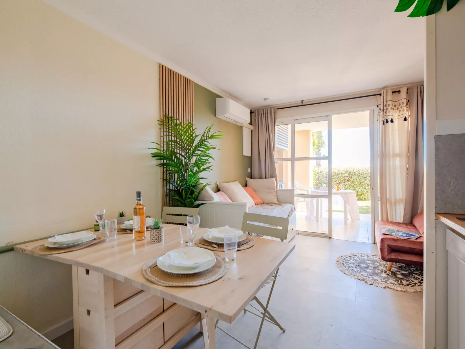 L'Esquinade (G3 033) - Inside