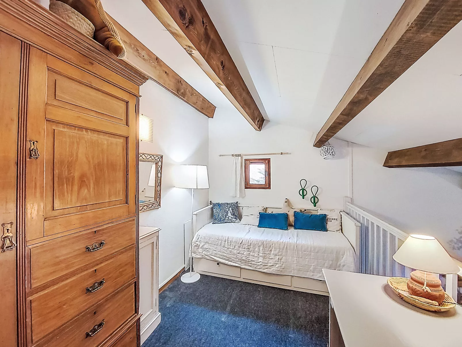 Santa Marina - Drinnen