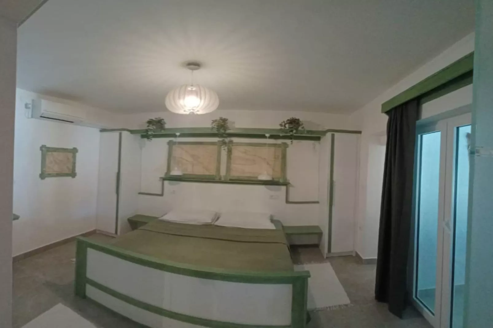 Guest House Green Corner Supetarska Draga - One Bedroom Apartment With Balcony and Sea View - Chambre