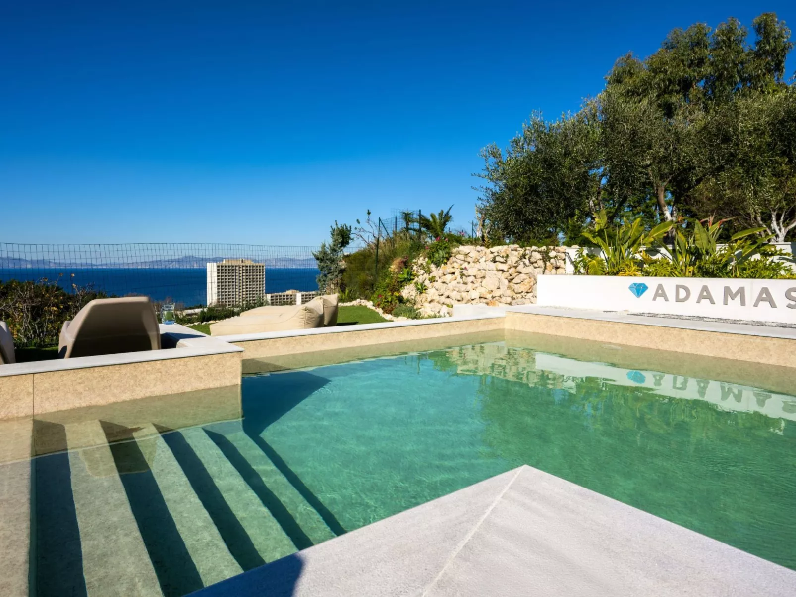 "Adamas Villa Rhodos" - Dehors