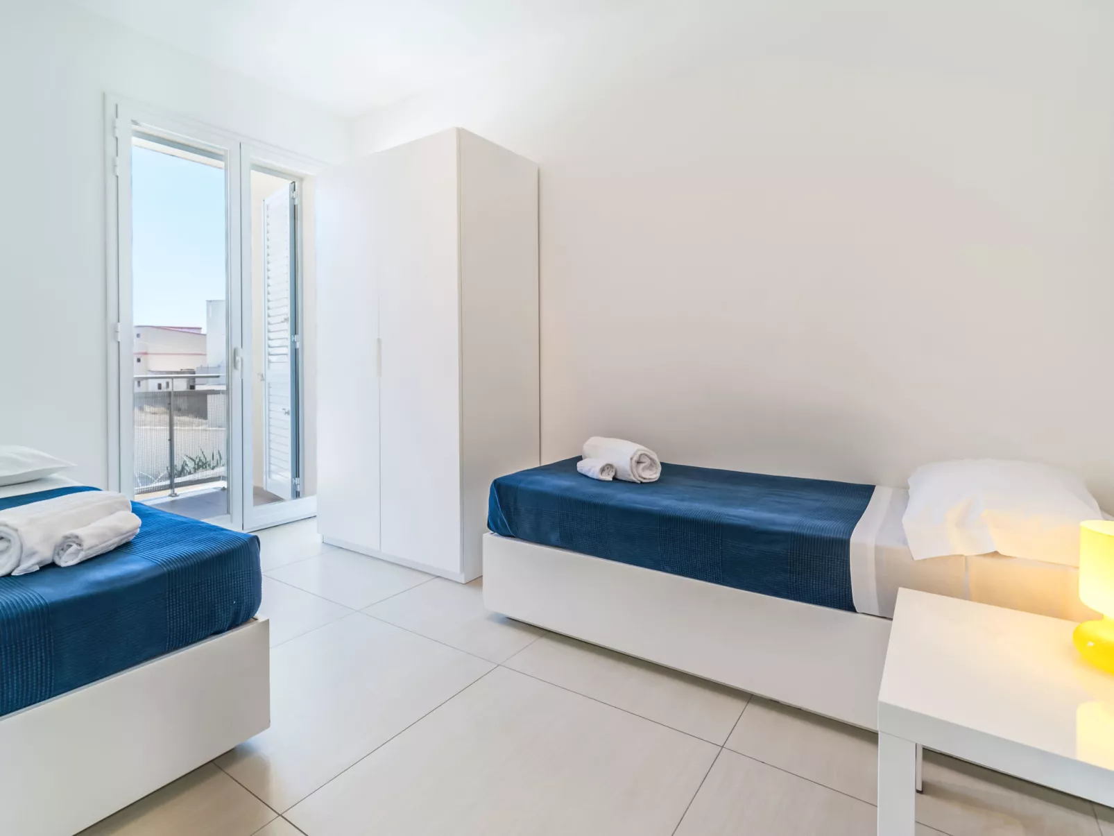 Appartamento con 3 camere al piano terra - Dedans