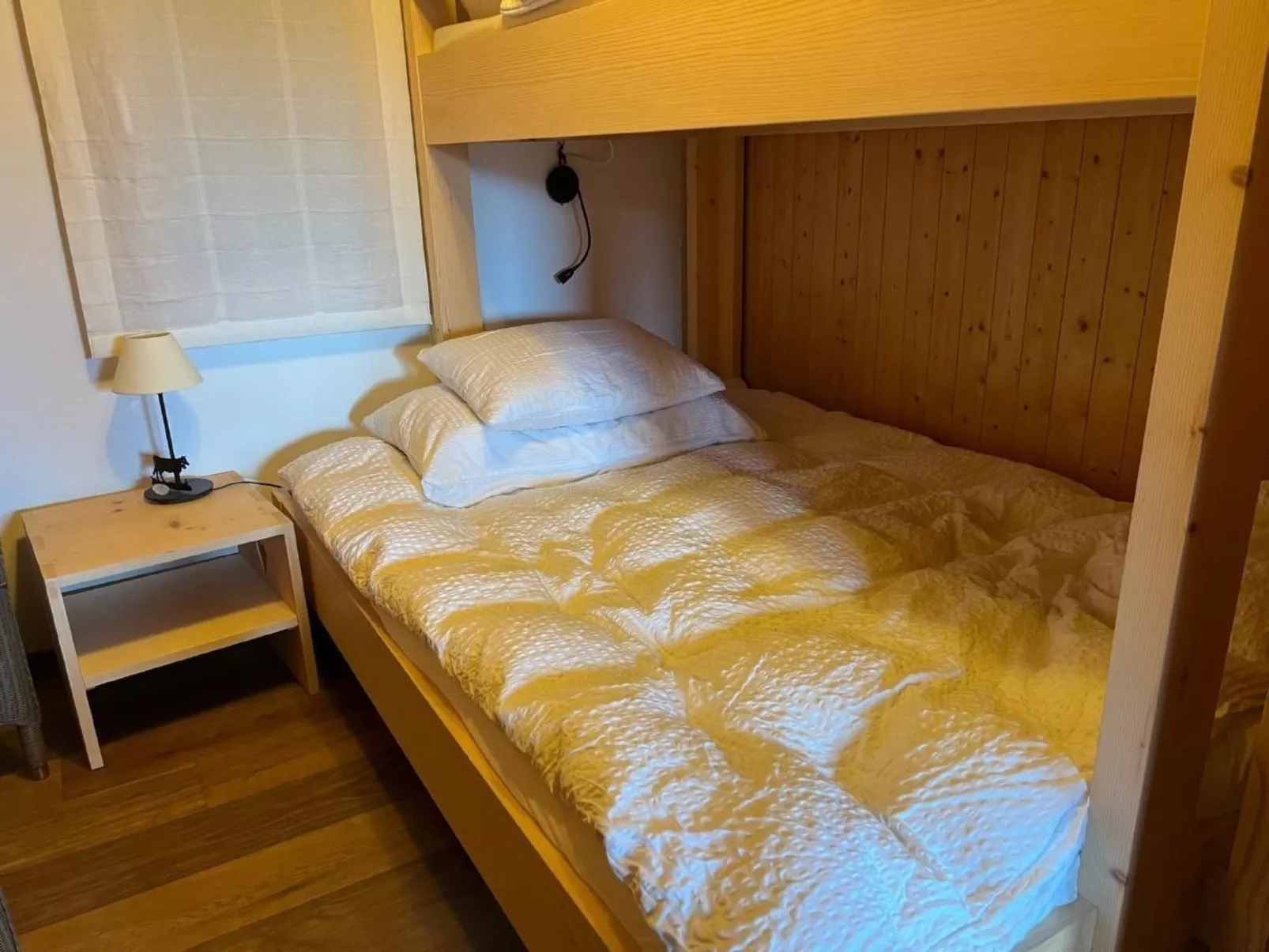 Tgea Beverin - Inside