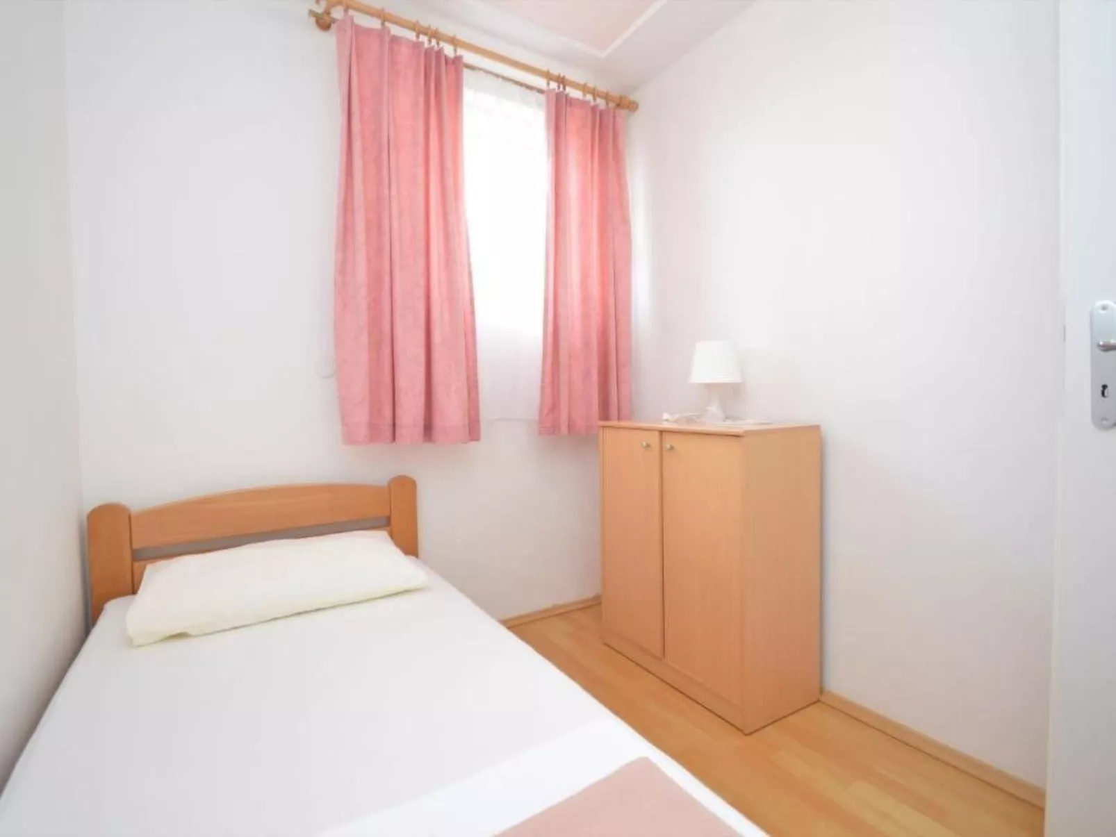 Ein Apartment im Ferienhaus Zweirosen - Image-tags.info