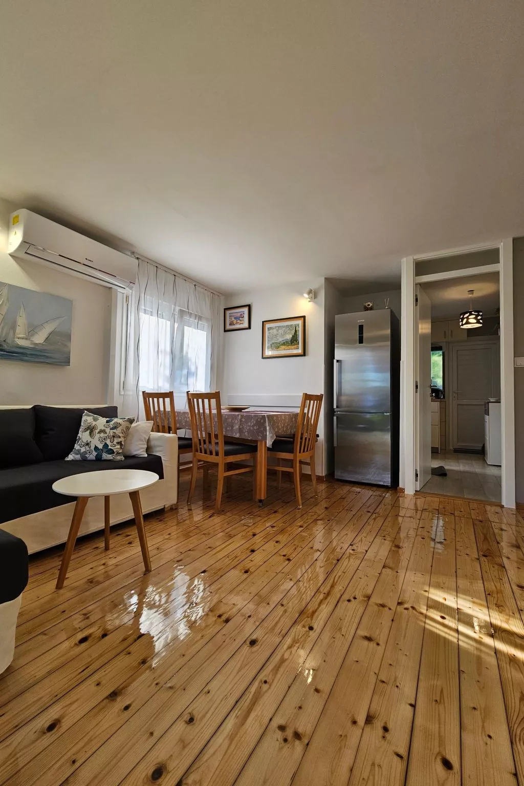 Für 4 Personen - Drinnen