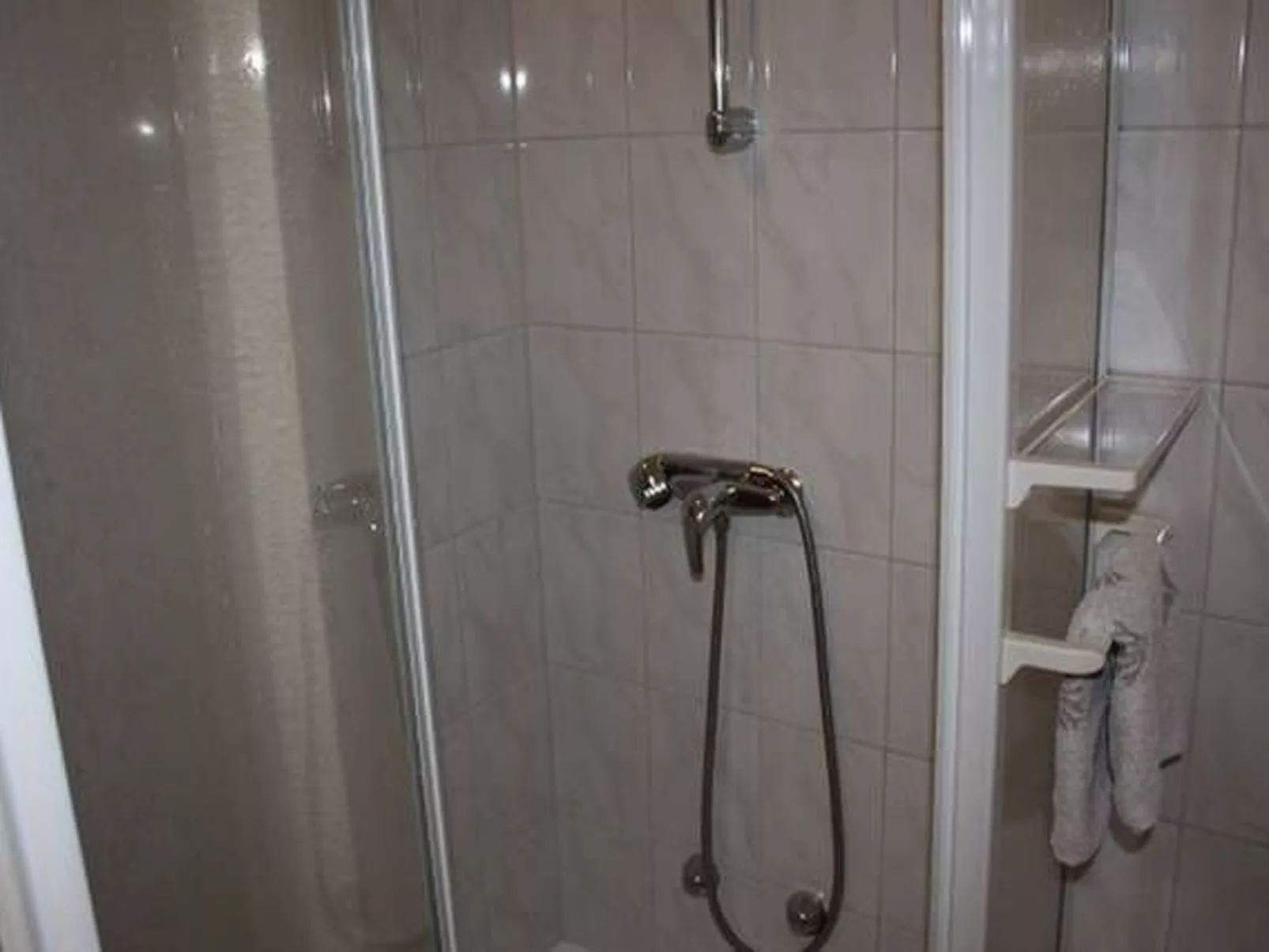 3. Etage Doppelbettzimmer ca. 20m² mit Balkon und Panoramameerblick Villa Milic - Inside