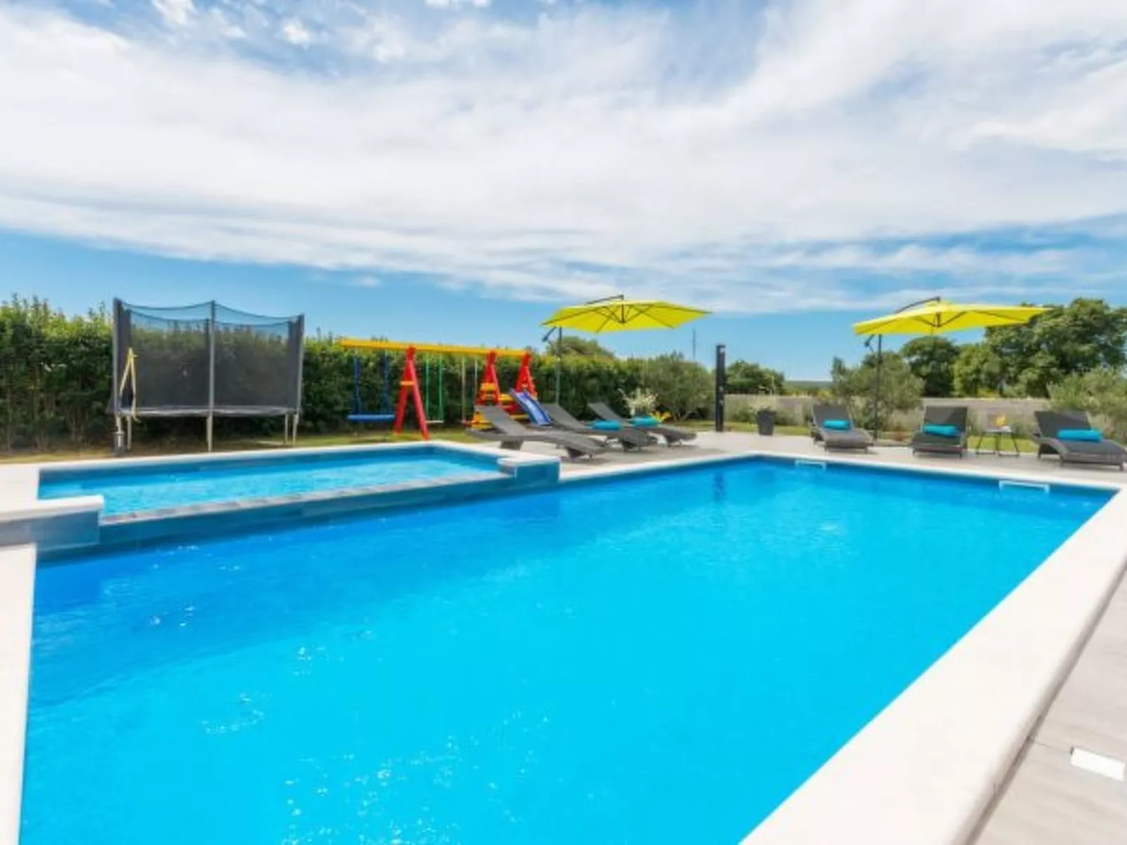 Beautiful villa Maris with pool - Image-tags.info